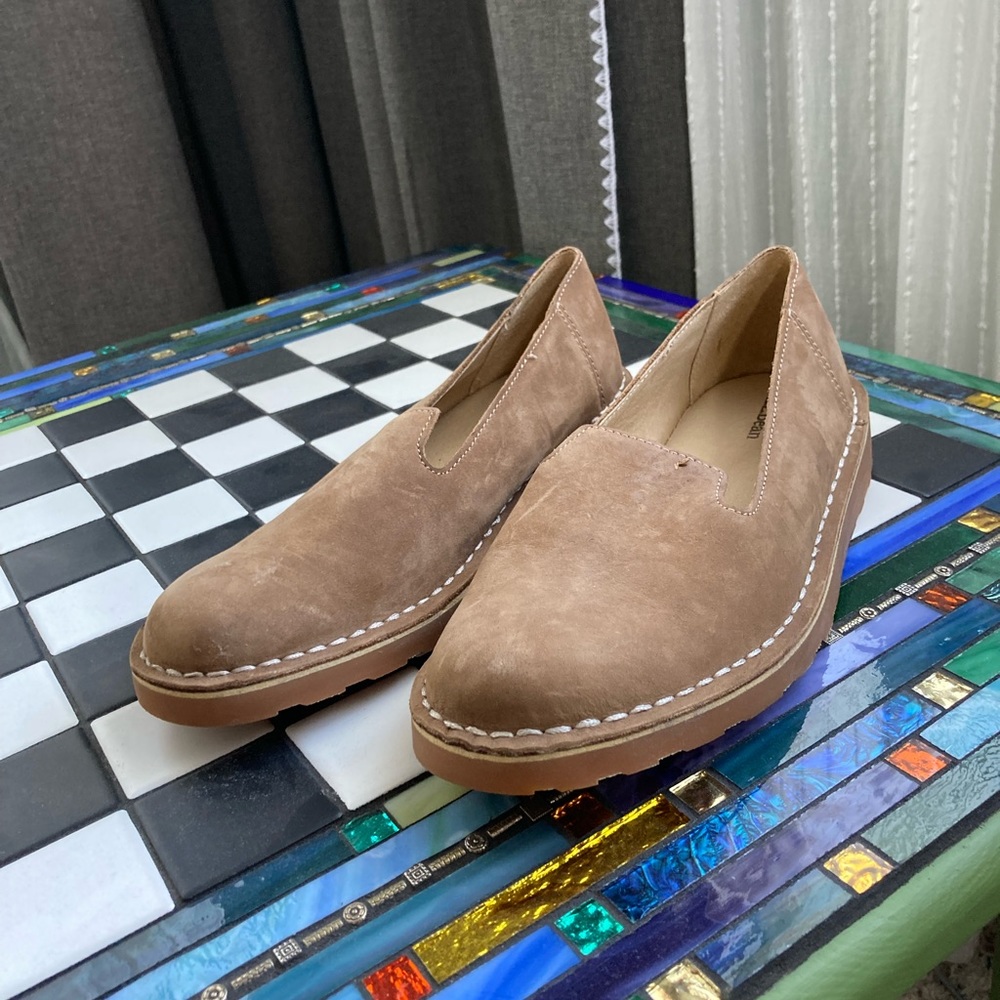 8.5 L.L. Bean suede leather shoe, slip on